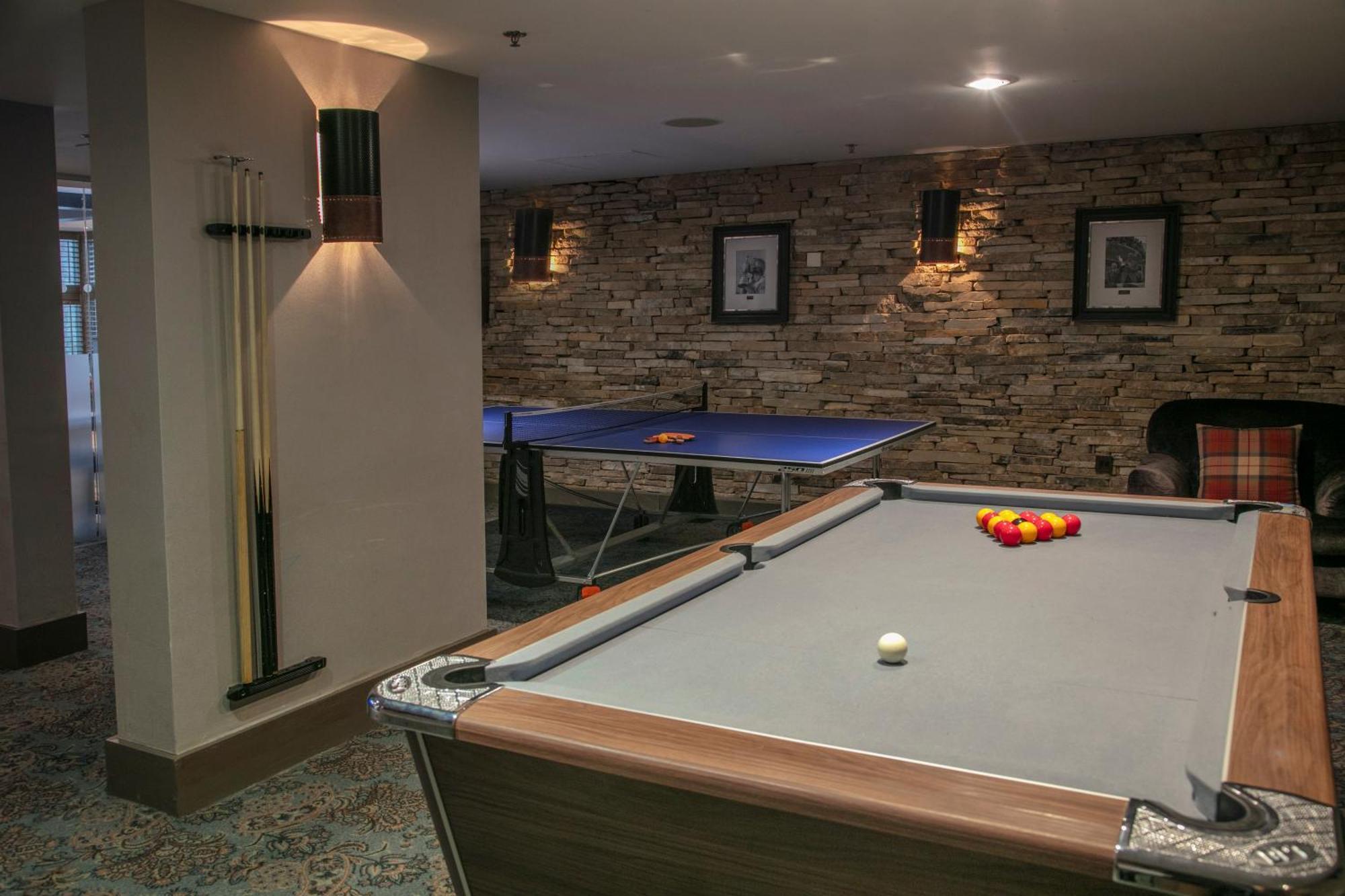 Hall Hotel, & Golf 4*